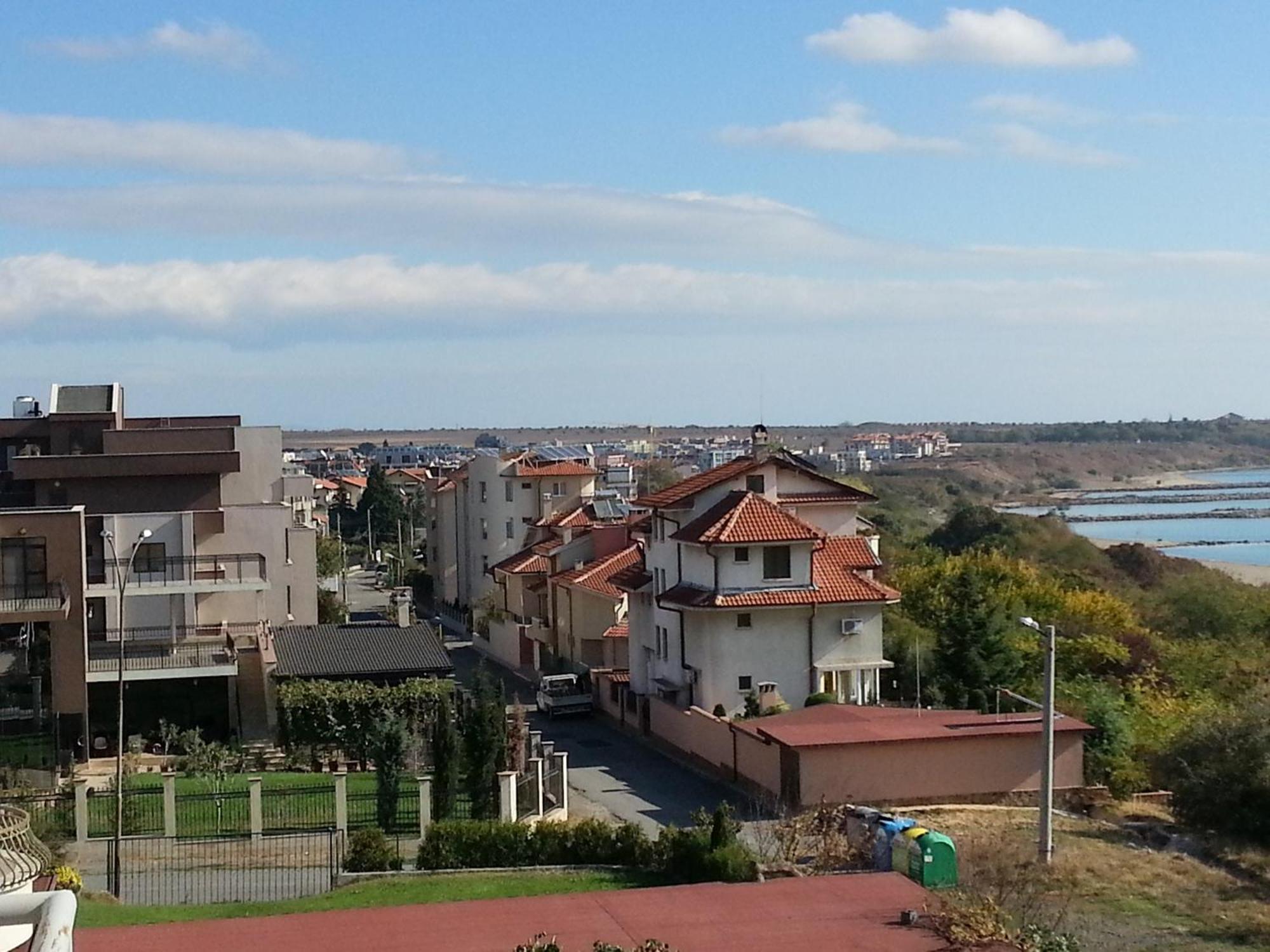 Hotel Briz Burgas Extérieur photo